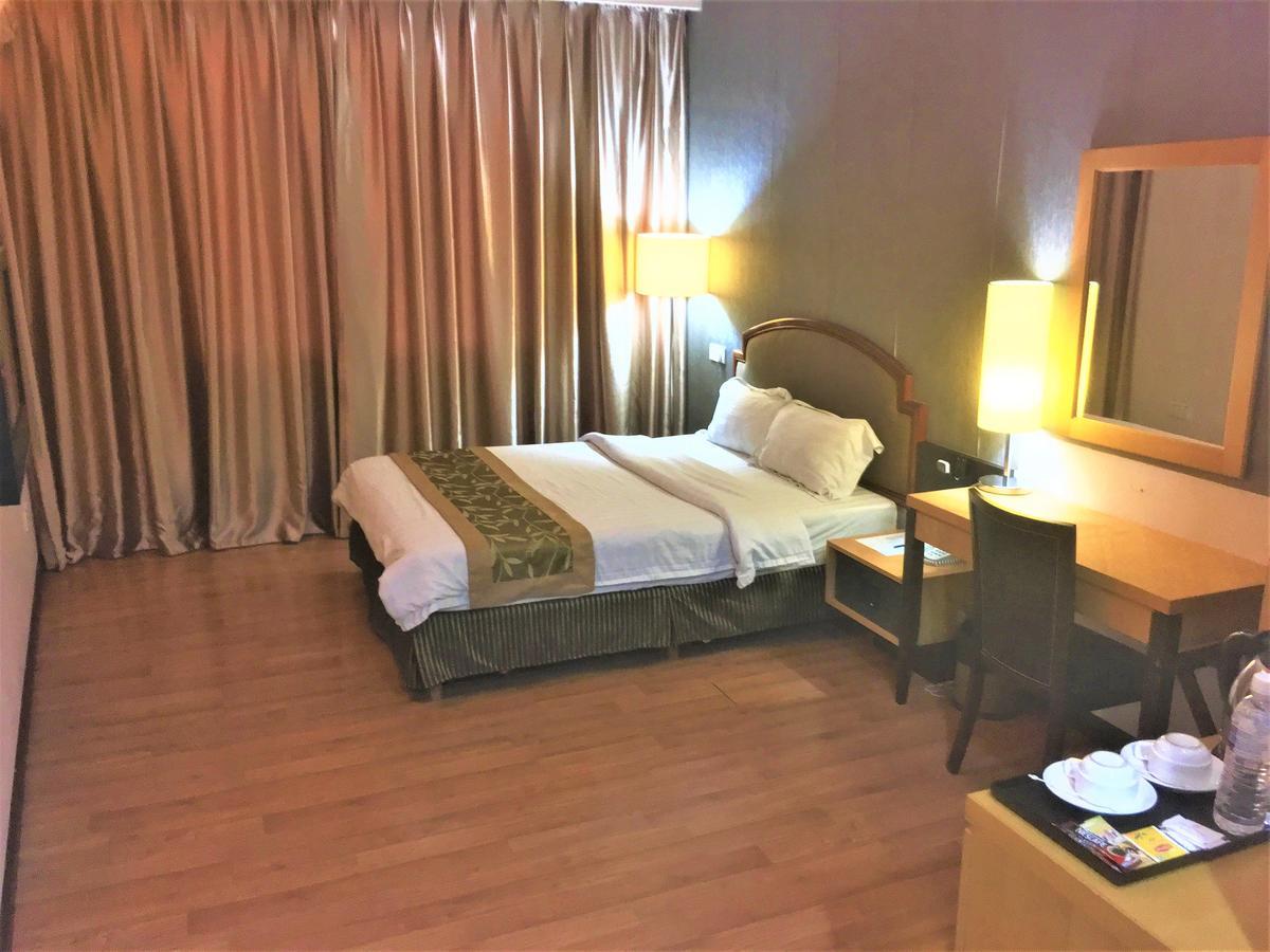 Kemena Hotel Bintulu Exterior photo