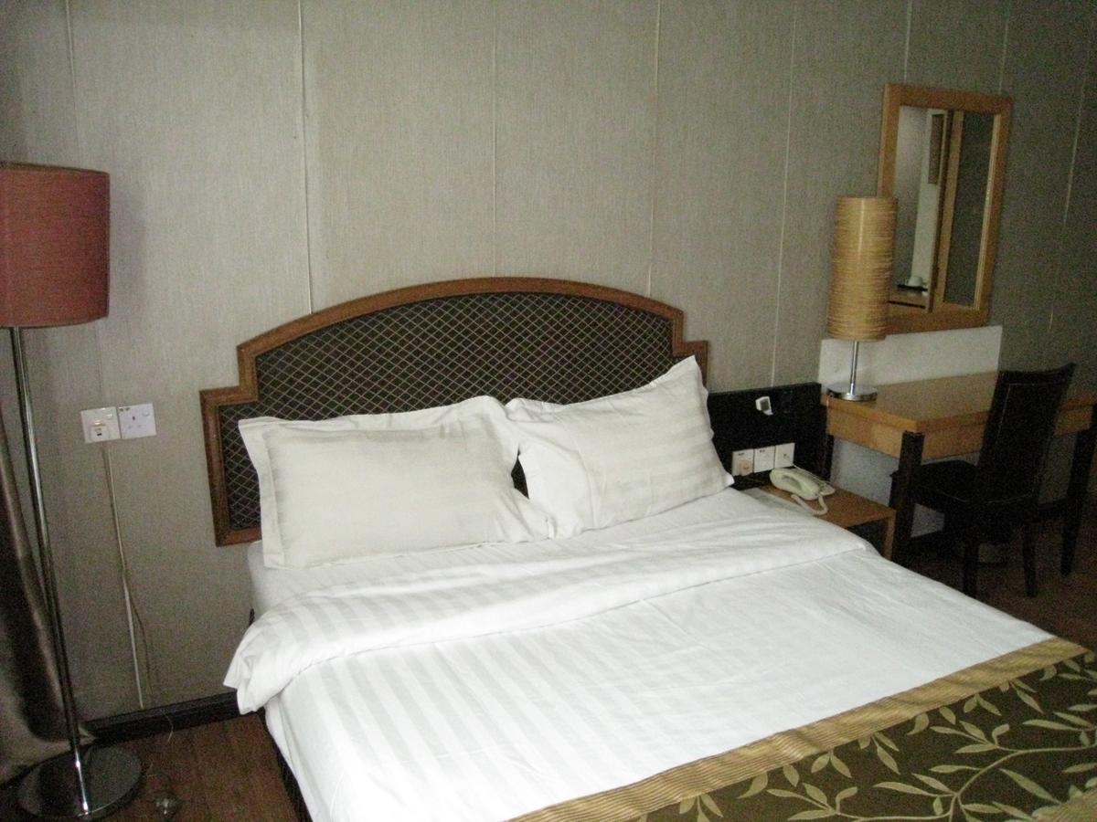 Kemena Hotel Bintulu Exterior photo